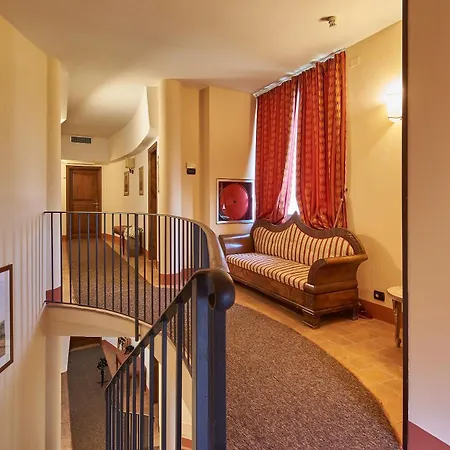 Hotel Relais Osteria Dell'orcia 4*