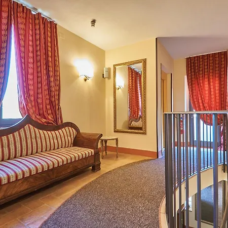 Hotel Relais Osteria Dell'orcia 4*